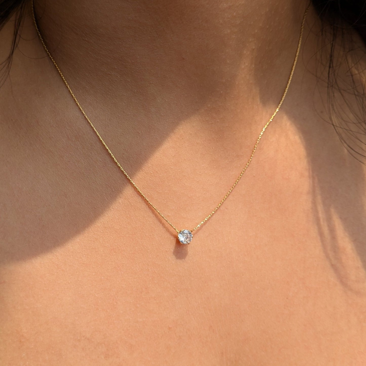 Solataire Necklace - minimae -